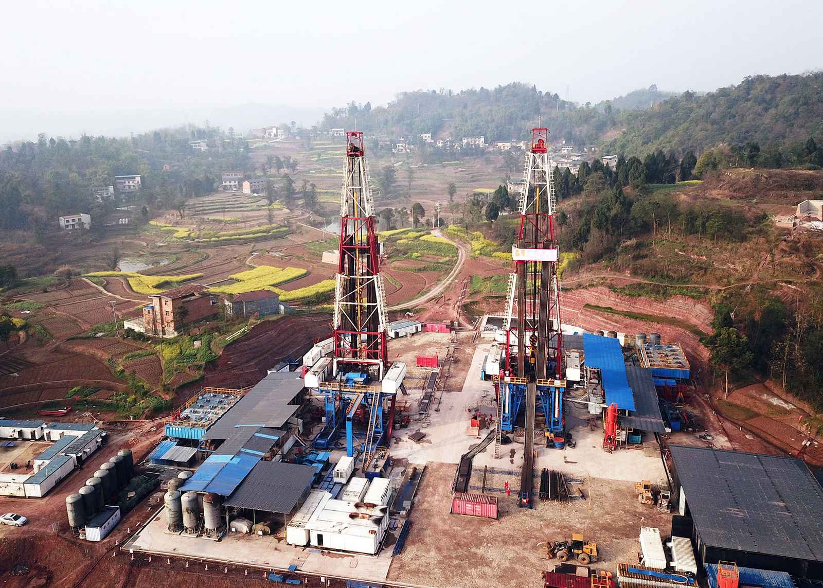 15.6天!渝西区块二开完钻创造新纪录(图1) 15.6天!渝西区块二开完钻创造新纪录(图1)