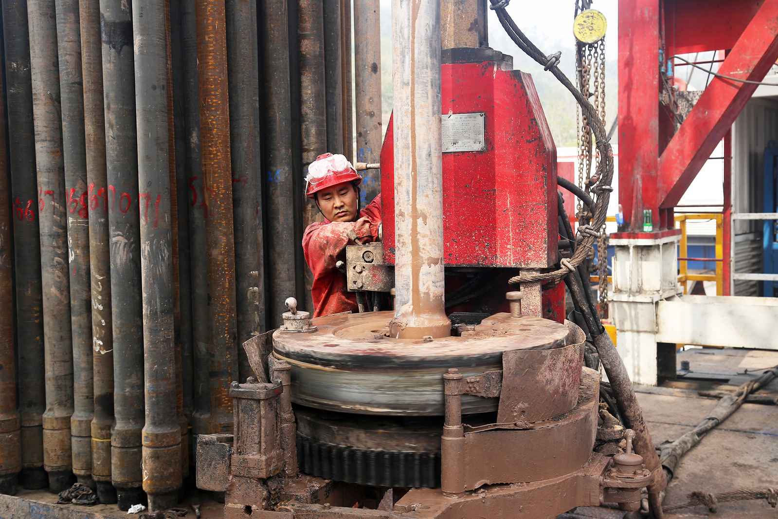 15.6天!渝西区块二开完钻创造新纪录(图3) 15.6天!渝西区块二开完钻创造新纪录(图3)