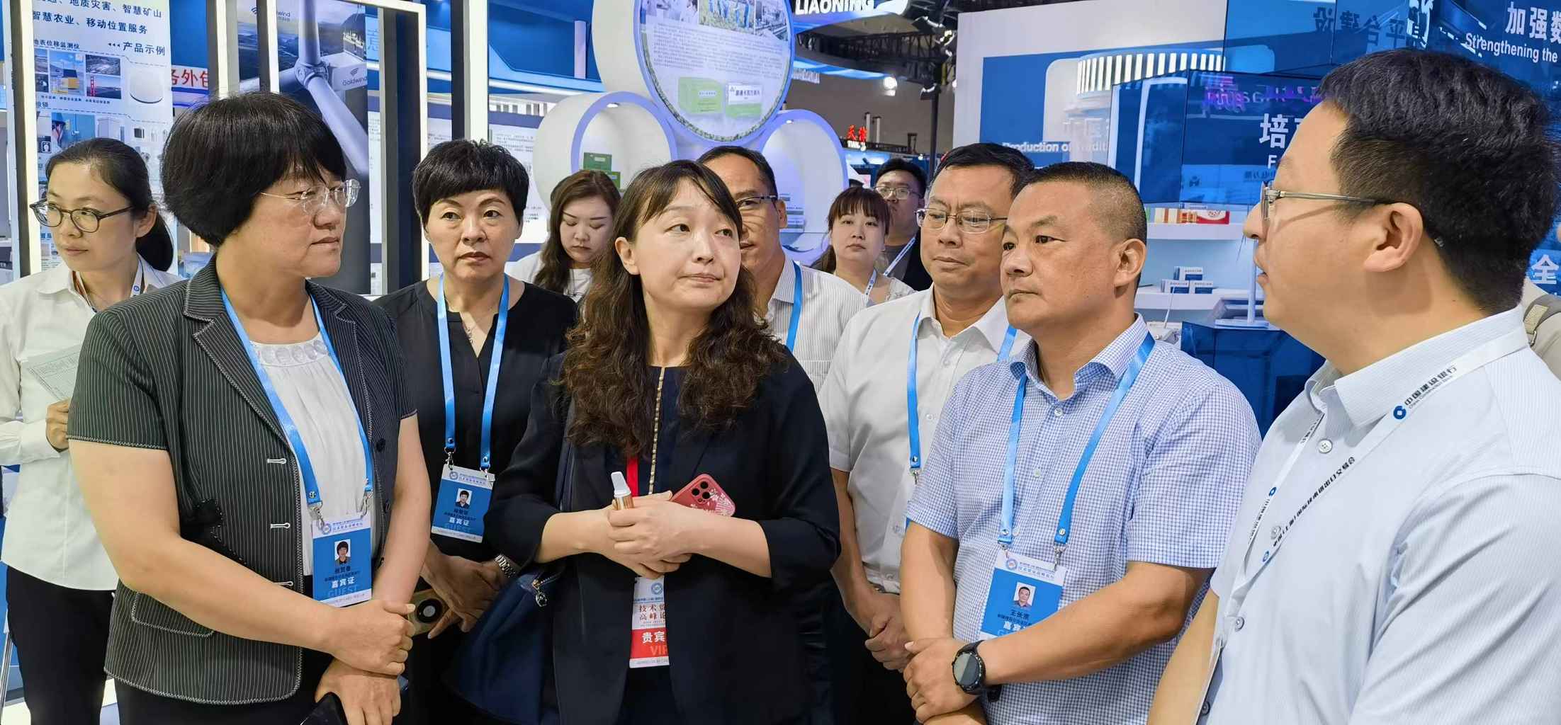 资讯 | 伟德体育亮相第九届上交会,达成新的战略合作(图2) 资讯 | 伟德体育亮相第九届上交会,达成新的战略合作(图2)